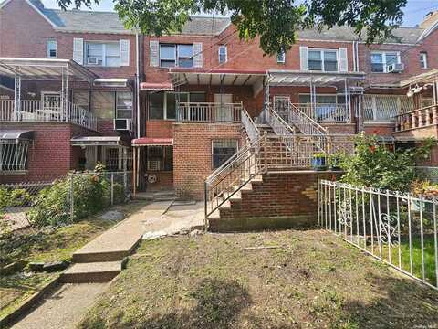 1060 E 103rd Street, Canarsie, NY 11236