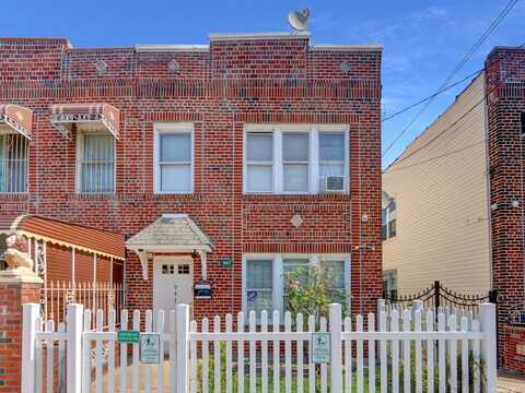 947 E 104th Street, Canarsie, NY 11236