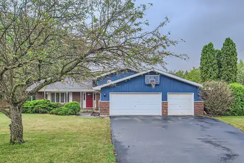 2809 E Cherry Lane, Crete, IL 60417