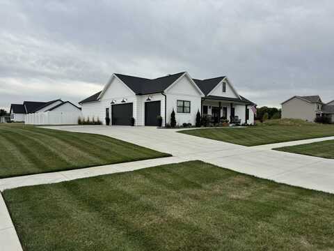 117 Ospry Way, Le Roy, IL 61752