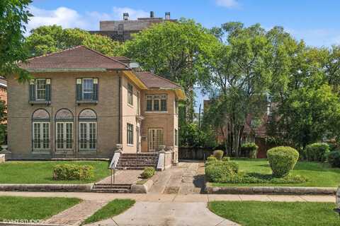 6923 S Euclid Avenue, Chicago, IL 60649