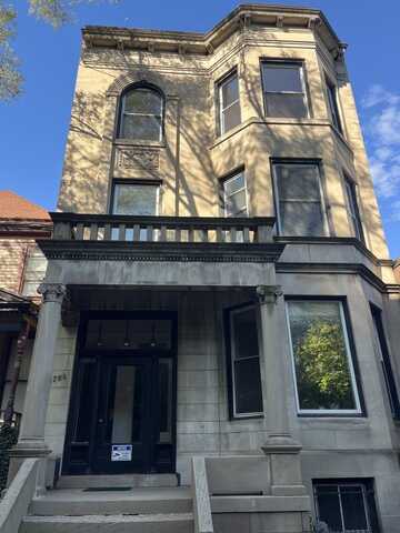 5704 S Kenwood Avenue, Chicago, IL 60637