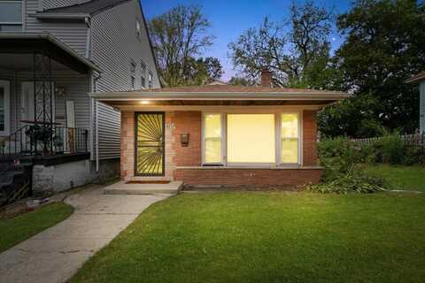 9232 S Clyde Avenue, Chicago, IL 60617