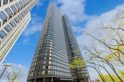 155 N HARBOR Drive, Chicago, IL 60601