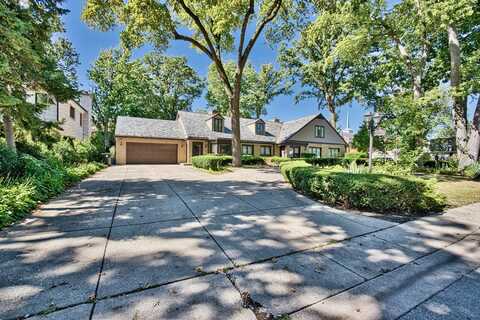 6776 N Laporte Avenue, Lincolnwood, IL 60712