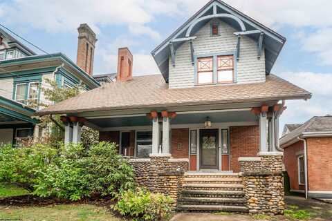 208 Park Street, Morgantown, WV 26501