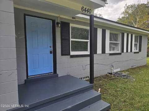 6440 LOCKHART Drive E, Jacksonville, FL 32209