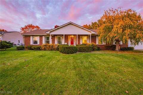 693 Prior Park Drive, Cuyahoga Falls, OH 44223