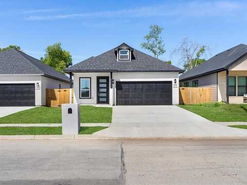 2140 Rw Bivens Lane, Fort Worth, TX 76105