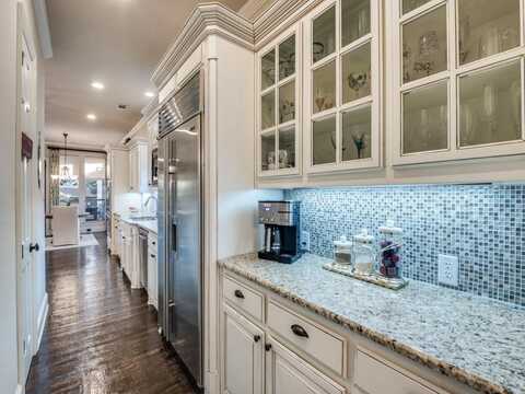 2608 Queen Margaret Drive, Lewisville, TX 75056