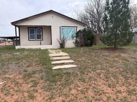 109 Alpine St, Wickett, TX 79788