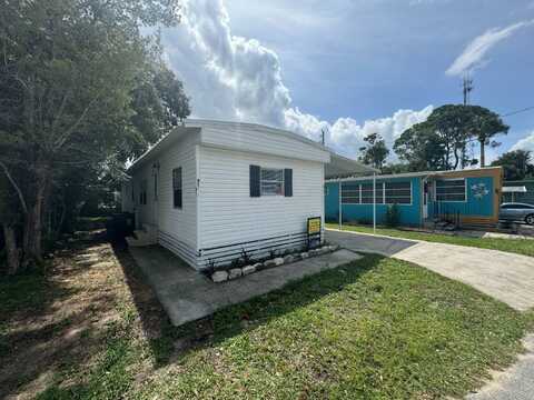 170 N Yonge St, Ormond Beach, FL 32174