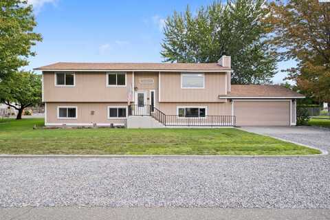 525 Road 47, Pasco, WA 99301