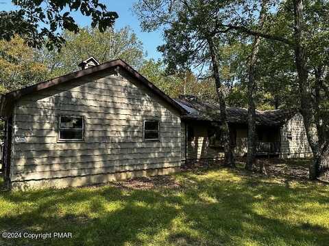 150 Mountain Top Road, Lackawaxen, PA 18435