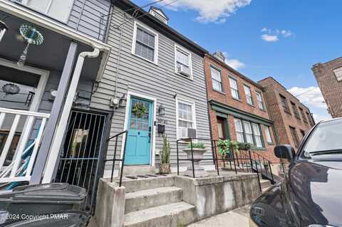 41 S West Street, Easton, PA 18042