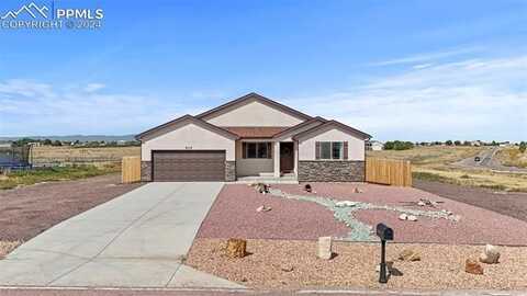 935 E Paseo Dorado Drive, Pueblo West, CO 81007