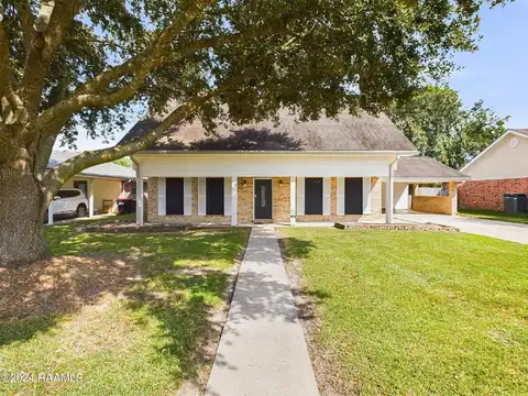 109 Swoon Drive, Lafayette, LA 70508