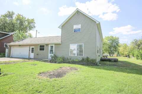 108 N School, CHANA, IL 61015