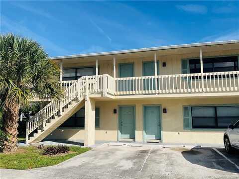 1206 Carlton Ct, Fort Pierce, FL 34949