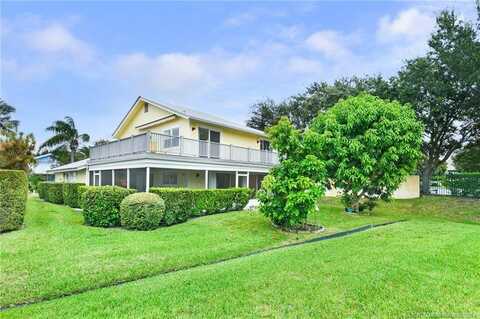 3306 NE Catamaran Terrace, Jensen Beach, FL 34957