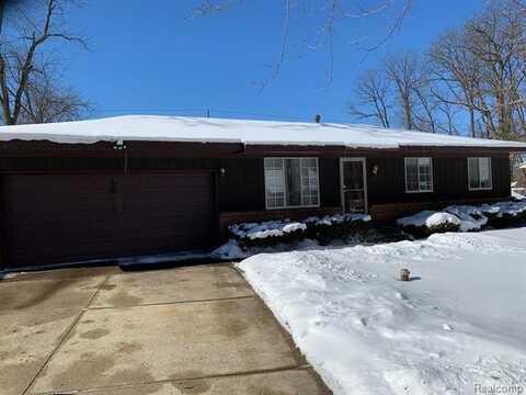 4090 ECHO Drive, West Bloomfield, MI 48323