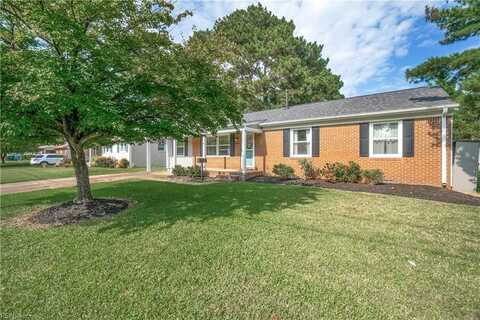 4924 Blackfoot Crescent, Virginia Beach, VA 23462