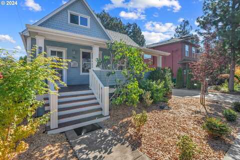 96 NE 74TH AVE, Portland, OR 97213