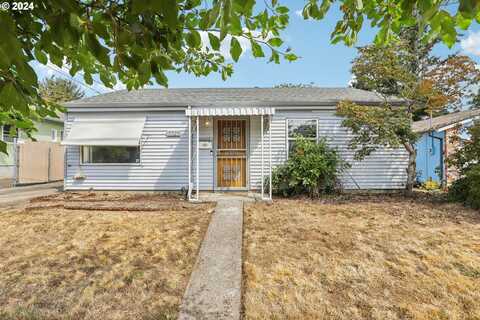 7729 SE KNIGHT ST, Portland, OR 97206