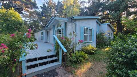 54303 BEACH LOOP RD, Bandon, OR 97411