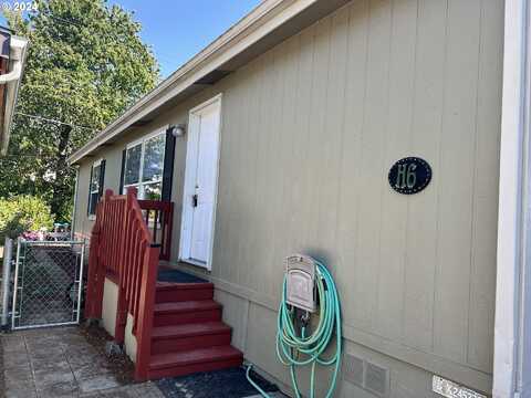 10701 SE 212 HWY, Clackamas, OR 97015