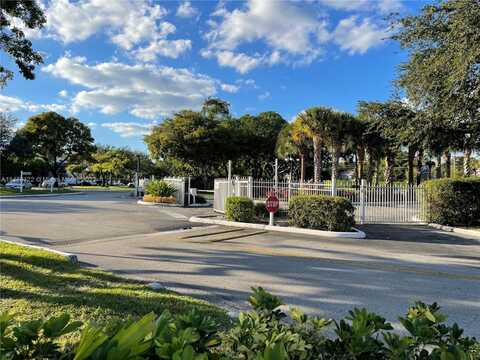 641 Cypress Lake Boulevard, Deerfield Beach, FL 33064