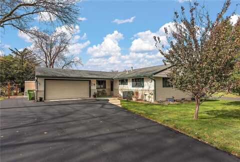 190 Rice Creek Terrace NE, Fridley, MN 55432