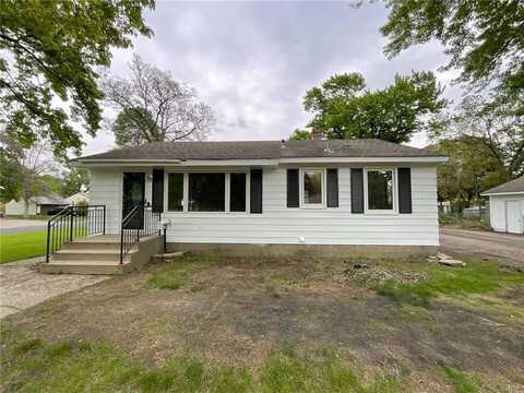 6544 France Avenue N, Brooklyn Center, MN 55429