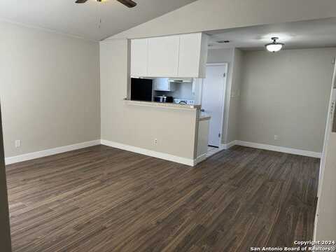 4803 hamilton wolfe, San Antonio, TX 78240