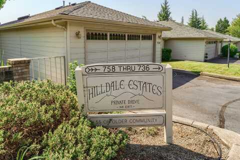 752 Hilldale Avenue, Medford, OR 97504