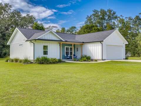 898 Circle Drive, Havana, FL 32333