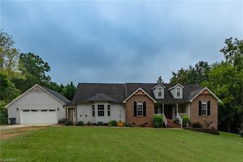 612 Underwood Drive, Thomasville, NC 27360