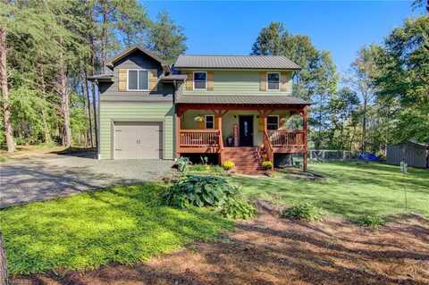 1021 Country Side Lane, Yadkinville, NC 27055