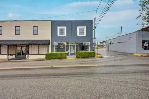 28 N Main Street, SPARTA, TN 38583