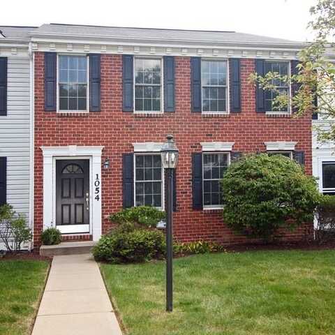 1054 Bayberry Drive, Strabane, PA 15317