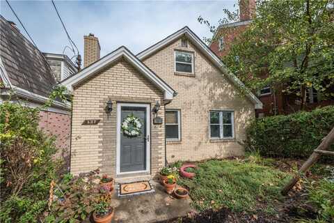 137 Sumner Avenue, Hillsboro, PA 15221