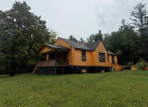 50 HIPPIE LANE, DANESE, WV 25831