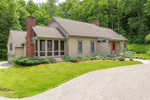 9 East Mountain Rd, Great Barrington, MA 01230