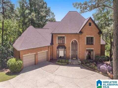 2009 BRIDGELAKE DRIVE, HOOVER, AL 35244