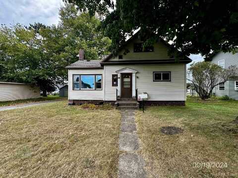 306 STAMBAUGH AVENUE, IRON RIVER, MI 49935