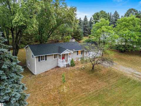 47 HOMESTEAD COURT, TRAVERSE CITY, MI 49686