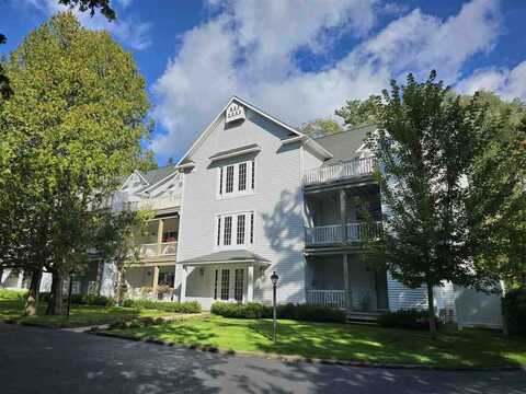 240 ARTESIAN, HARBOR SPRINGS, MI 49740