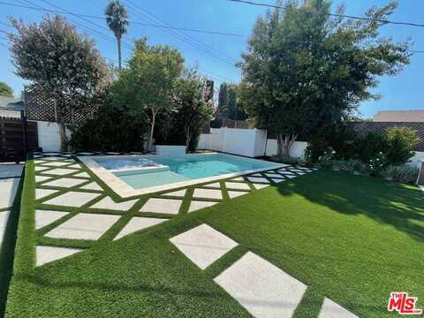 24230 Victory Blvd, Woodland Hills, CA 91367