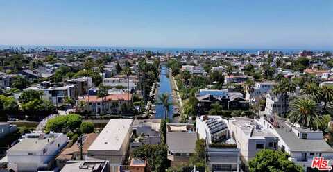 2420 Ocean Ave, Venice, CA 90291