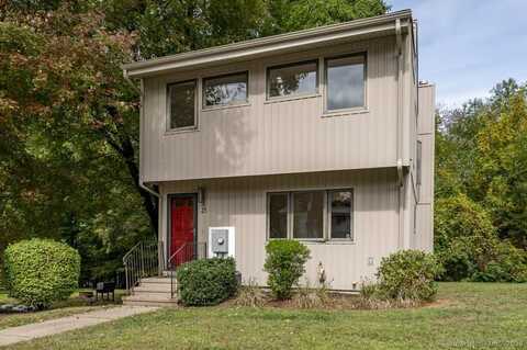 21 In Town Terrace, Middletown, CT 06457